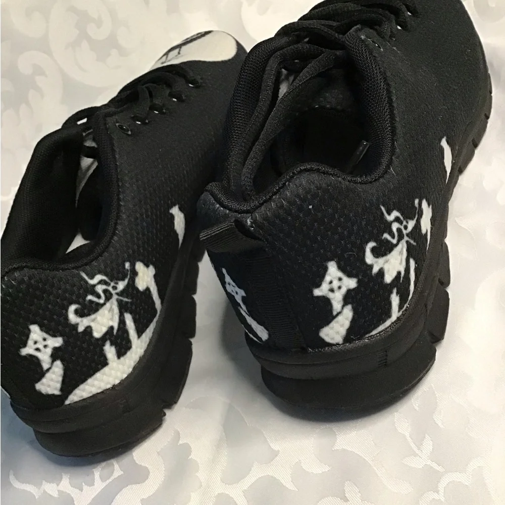 NIGHTMARE BEFORE CHRISTMAS THEMED SHOES - Picture 8 of 8